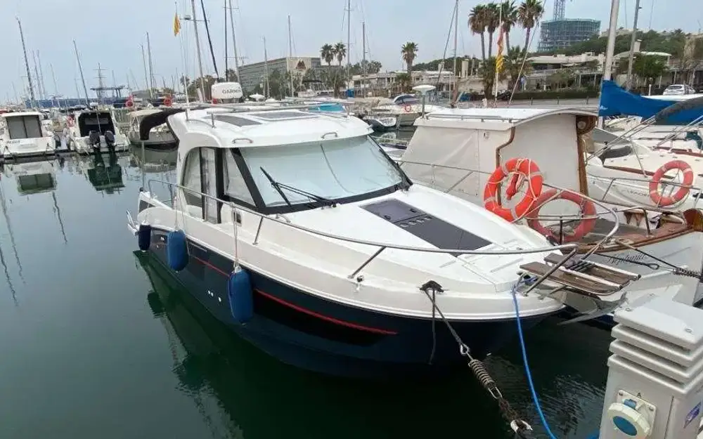 slider 0 Beneteau Antares Serie 9