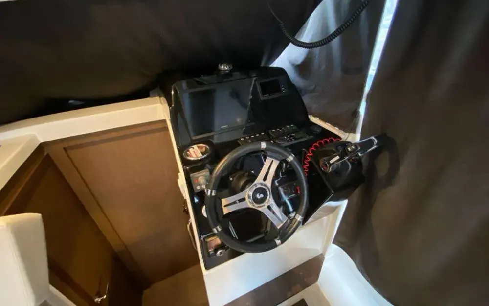 slider 2 Beneteau Antares Serie 9 - null