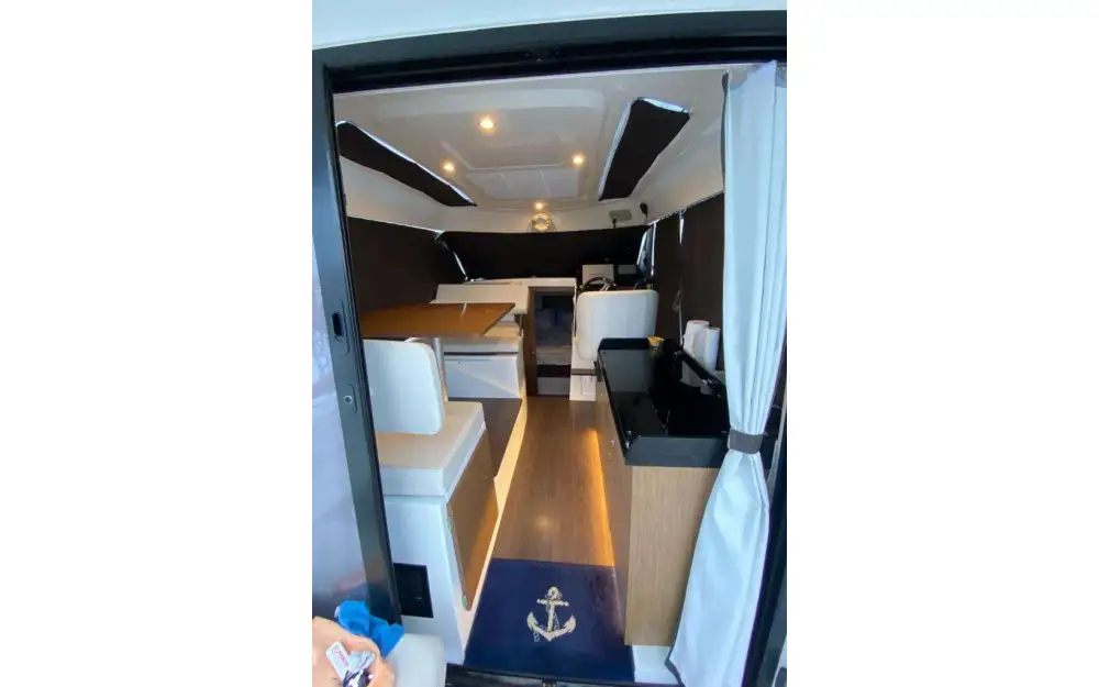slider 4 Beneteau Antares Serie 9
