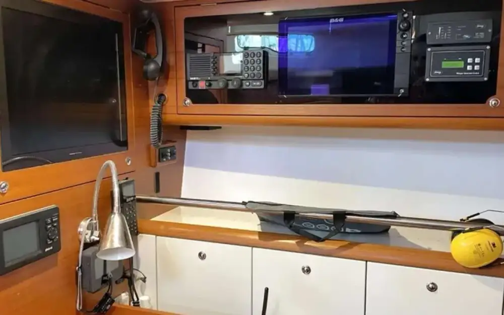 slider 16 X-Yachts X-65
