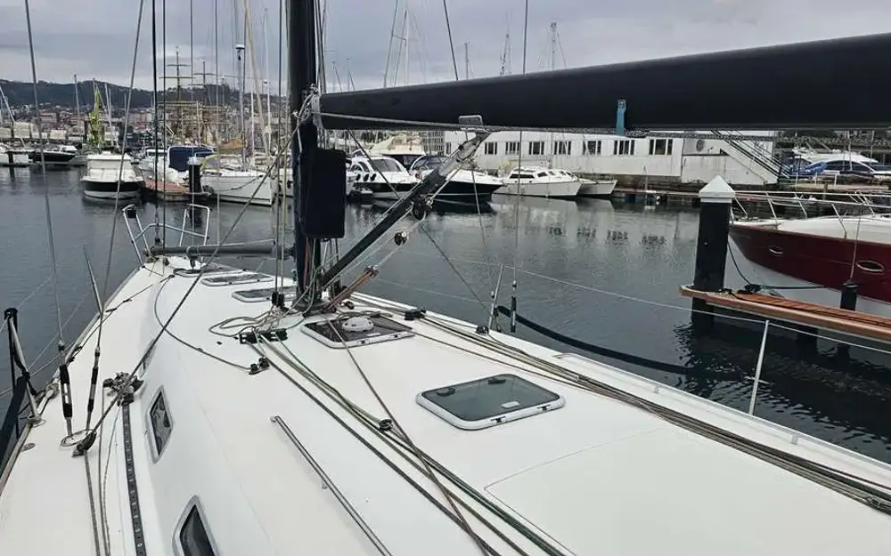 slider 14 Beneteau First 44.7