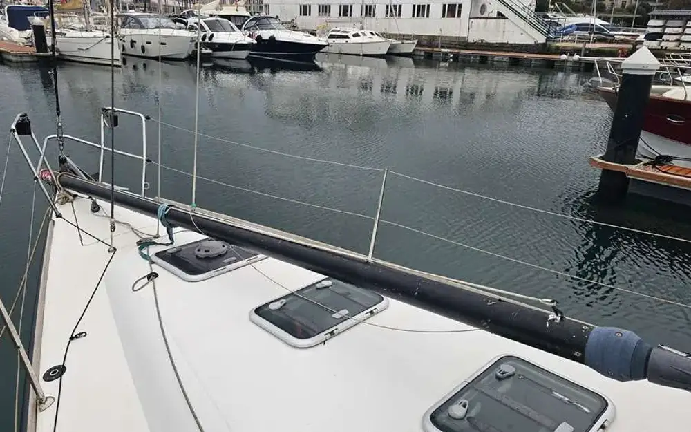 slider 15 Beneteau First 44.7