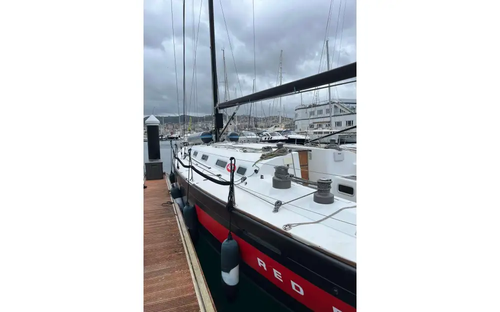 slider 16 Beneteau First 44.7