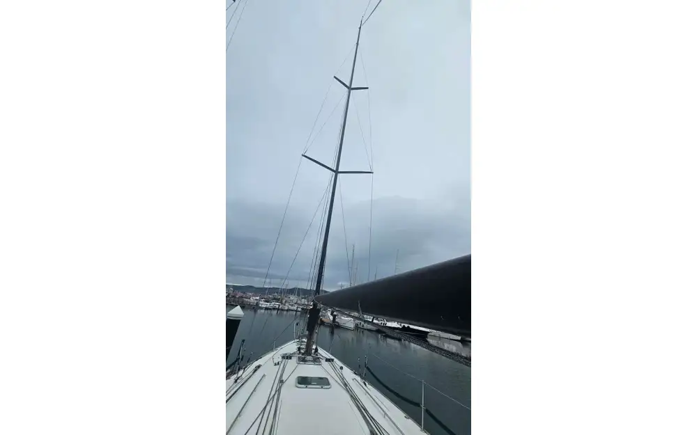 slider 23 Beneteau First 44.7