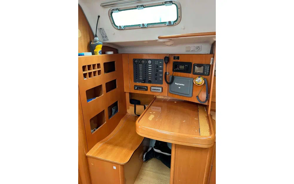 slider 2 Beneteau First 44.7 FIRST 44.7 RED DEVIL