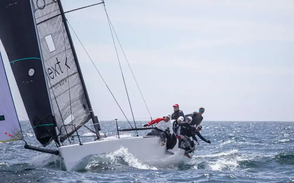 slider 19 Melges  32