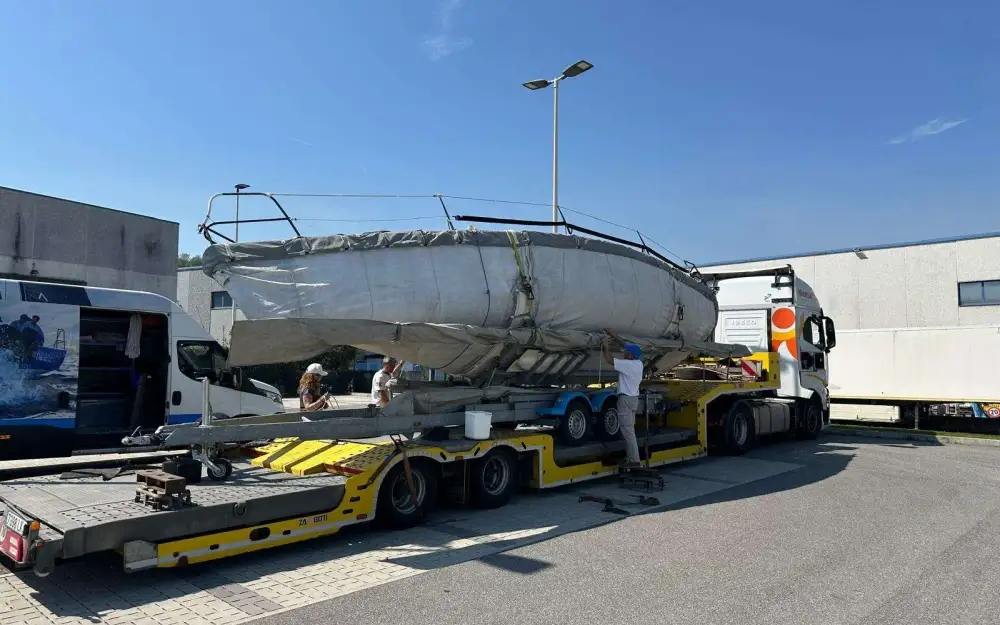 slider 8 Melges  32