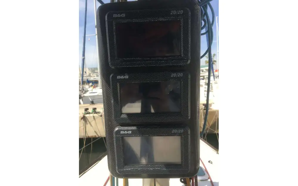 slider 14 Beneteau First 40.7