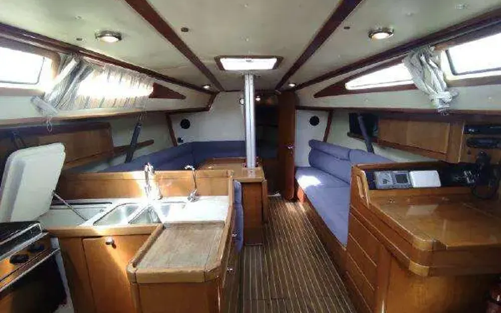 slider 1 Poncin Yachts Diva 38 - null