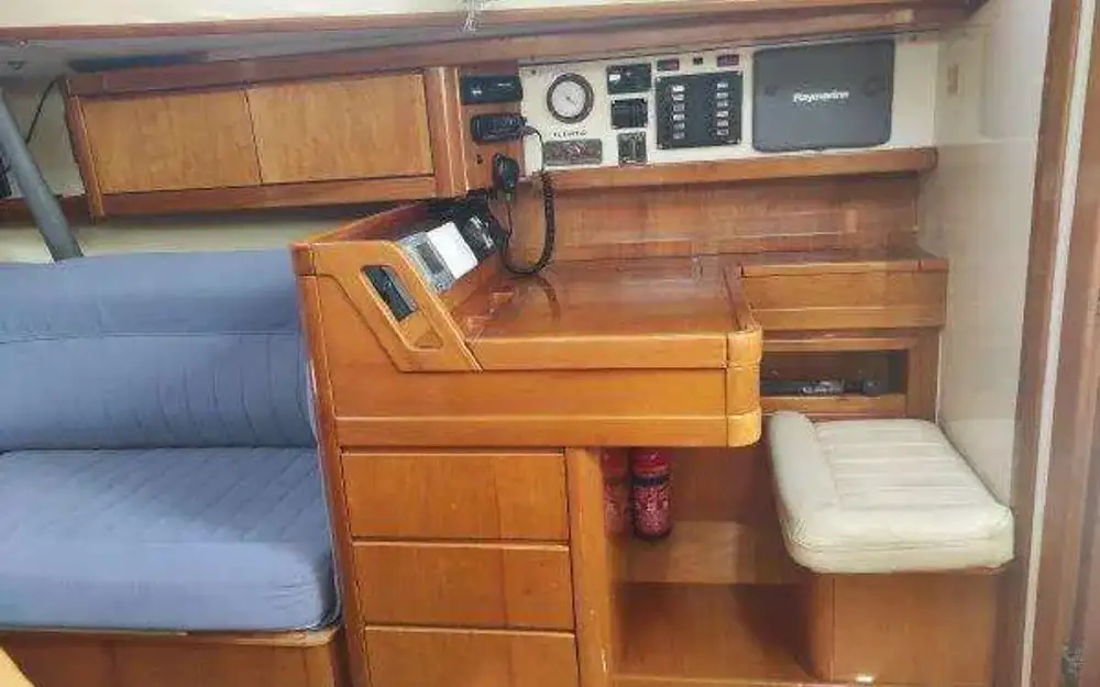 slider 30 Poncin Yachts Diva 38