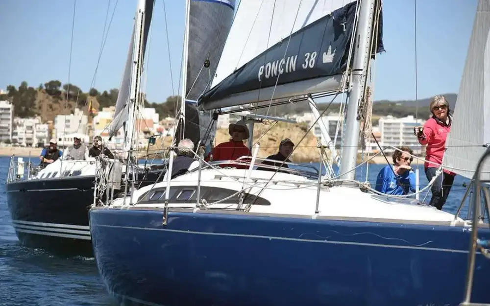 slider 6 Poncin Yachts Diva 38
