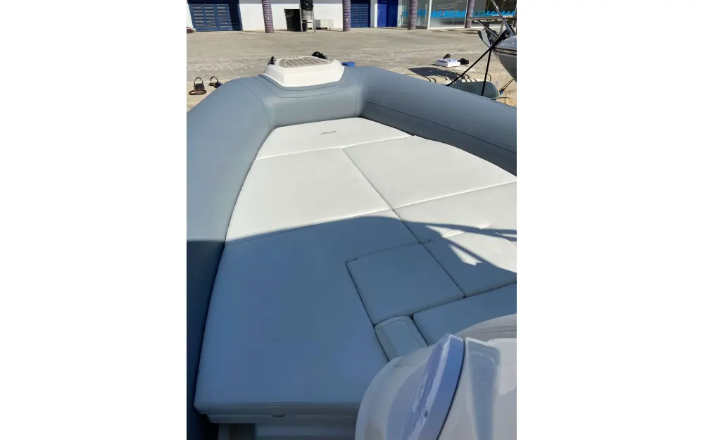 slider 10 Joker Boat Clubman 28 - null