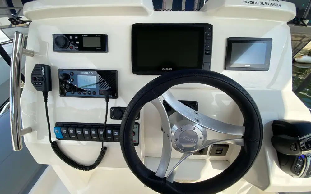 slider 12 Joker Boat Clubman 28