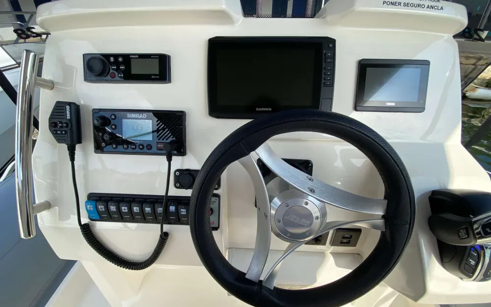 slider 12 Joker Boat Clubman 28 - null