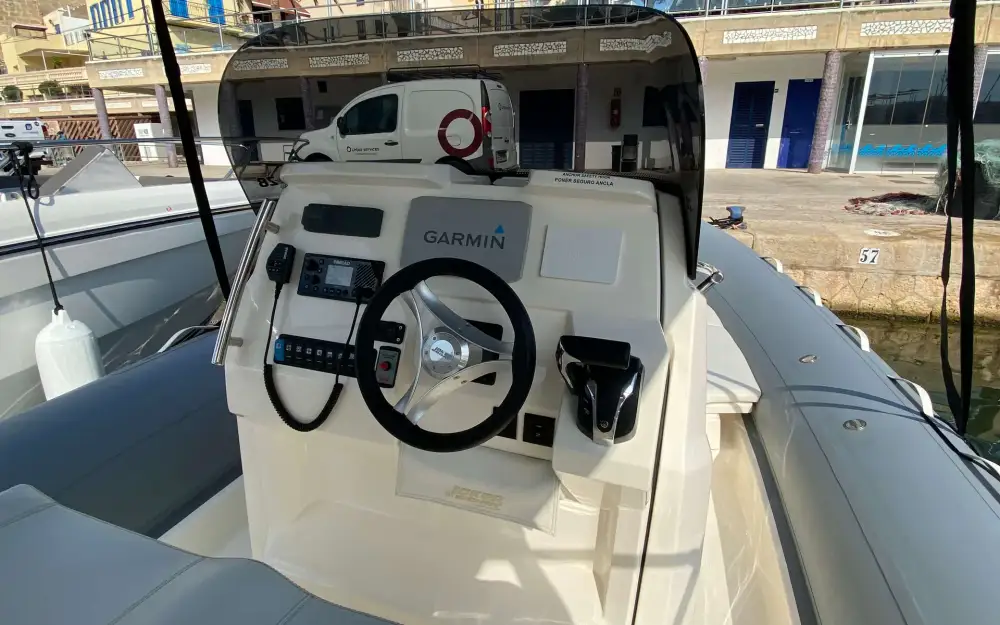 slider 16 Joker Boat Clubman 28