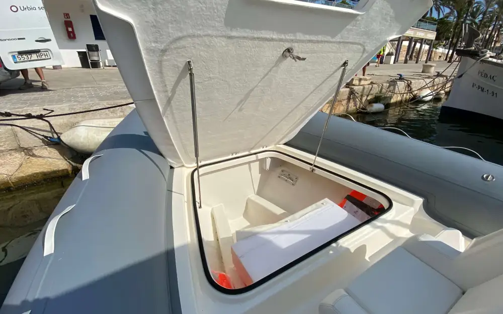 slider 1 Joker Boat Clubman 28