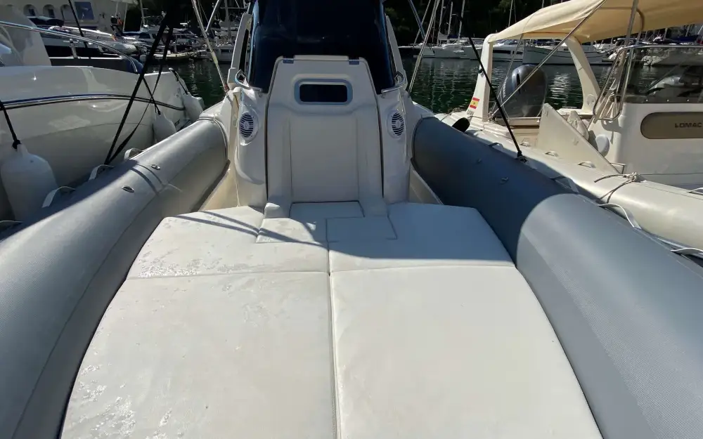 slider 3 Joker Boat Clubman 28
