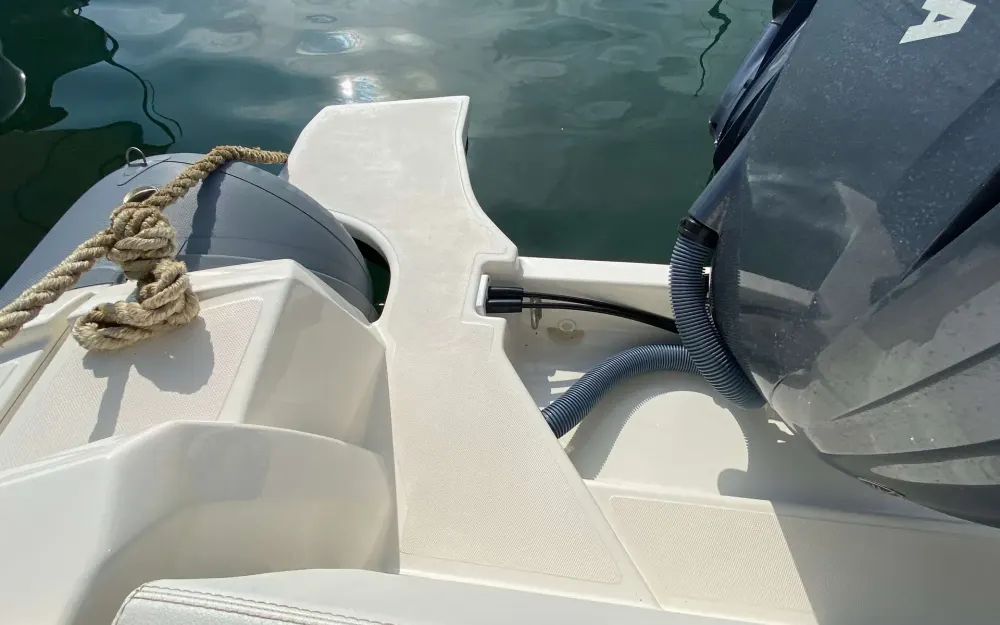 slider 4 Joker Boat Clubman 28 - null