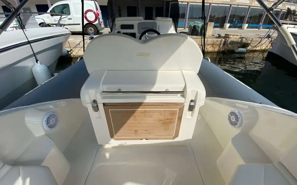 slider 5 Joker Boat Clubman 28