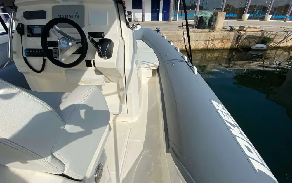 slider 8 Joker Boat Clubman 28 - null
