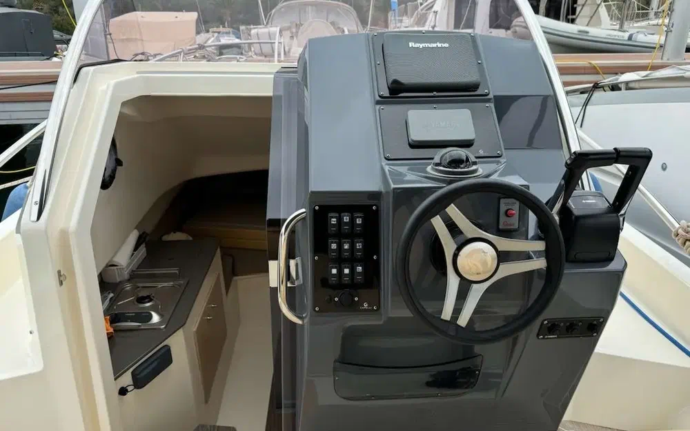 slider 5 Capelli Tempest 850