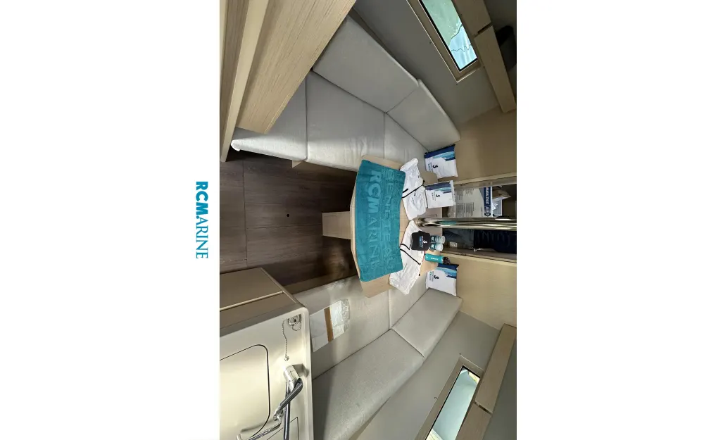 slider 7 Beneteau Oceanis 34.1 - null