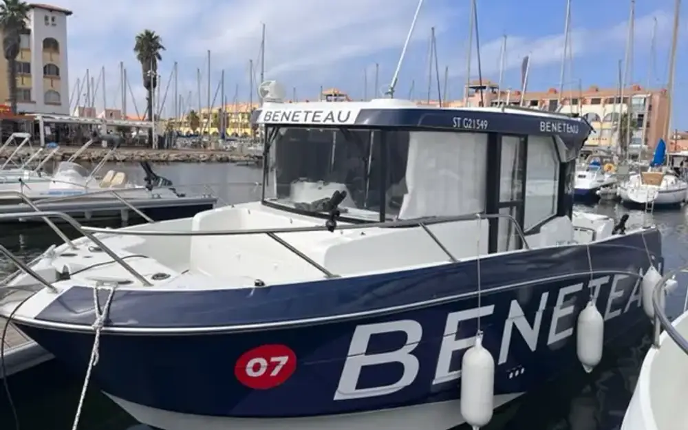 BeneteauBarracuda 9