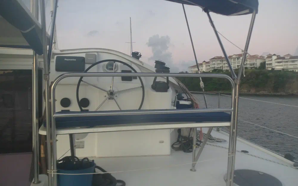 slider 20 Fountaine Pajot Orana 44