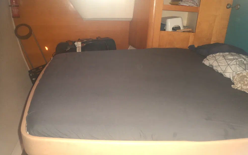 slider 22 Fountaine Pajot Orana 44