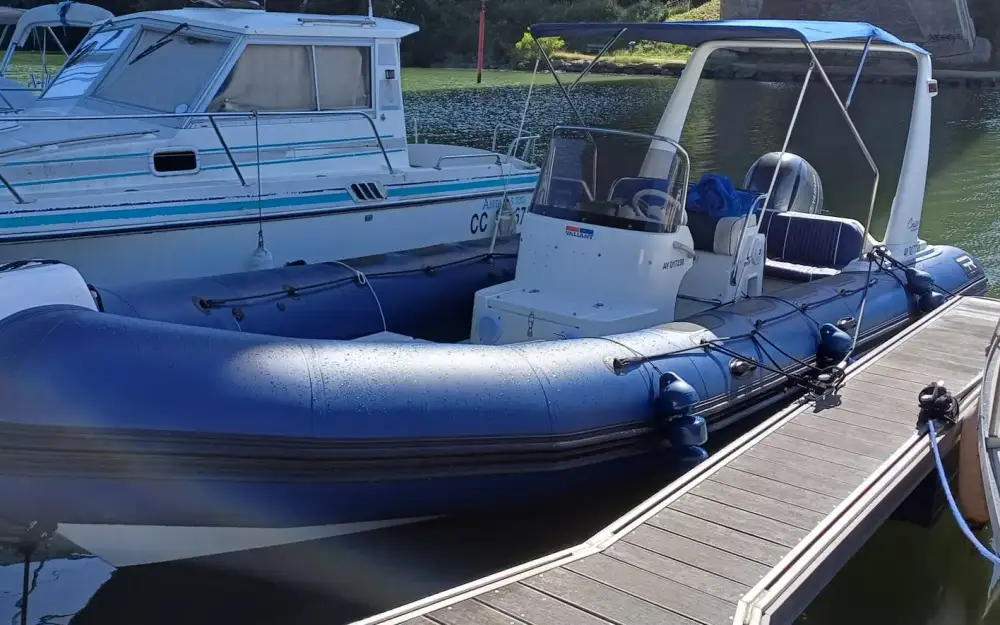 slider 12 Valiant V 750 Cruiser