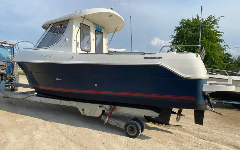 slider 2 Arvor  230