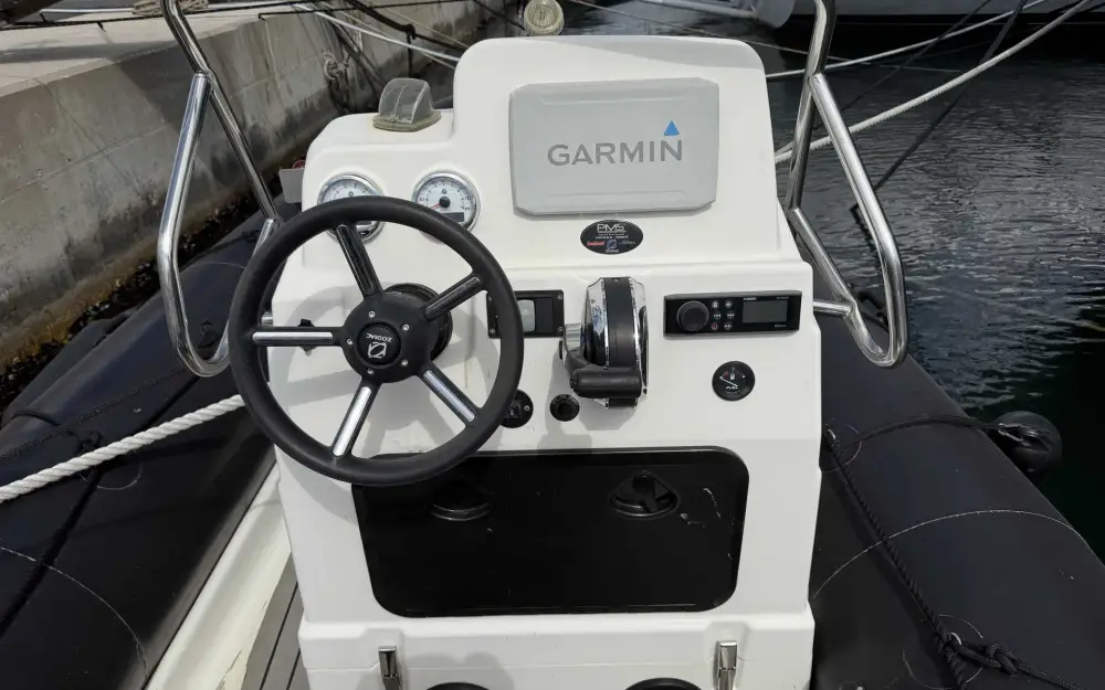 slider 2 Zodiac Pro Open 550
