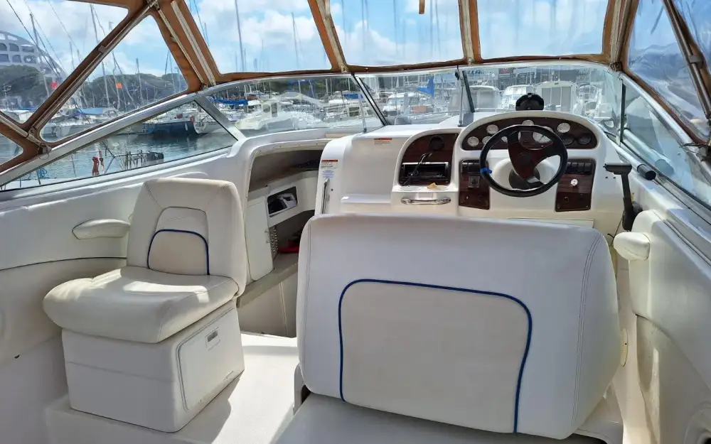 slider 1 Chris Craft Crowne 25