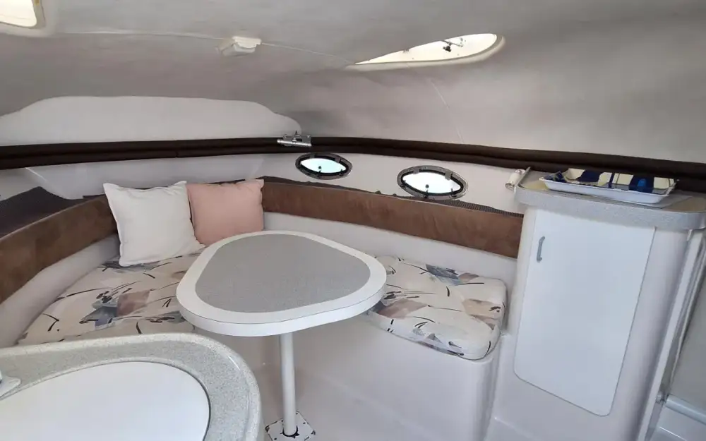 slider 5 Chris Craft Crowne 25