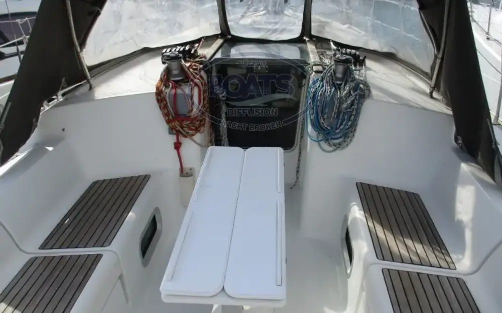 slider 1 Jeanneau Sun Odyssey 40