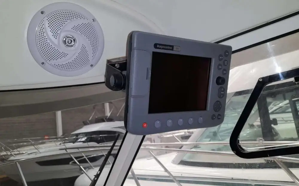 slider 16 Arvor  250