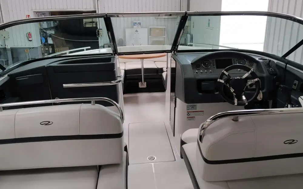 slider 29 Regal  2800
