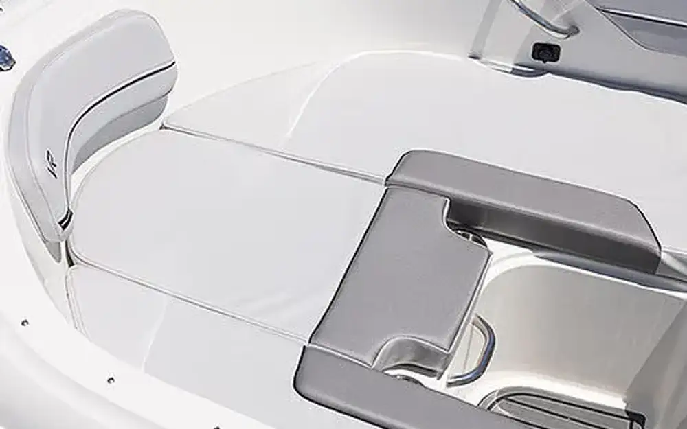 slider 6 Bayliner VR4 OB