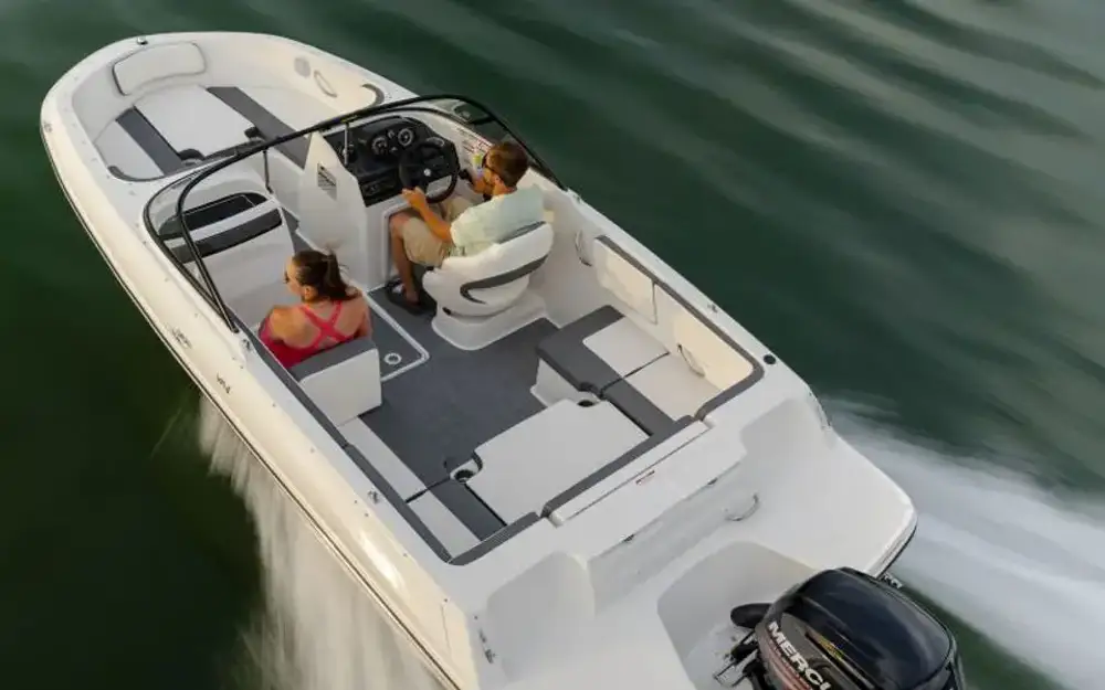 slider 5 Bayliner VR4 OB