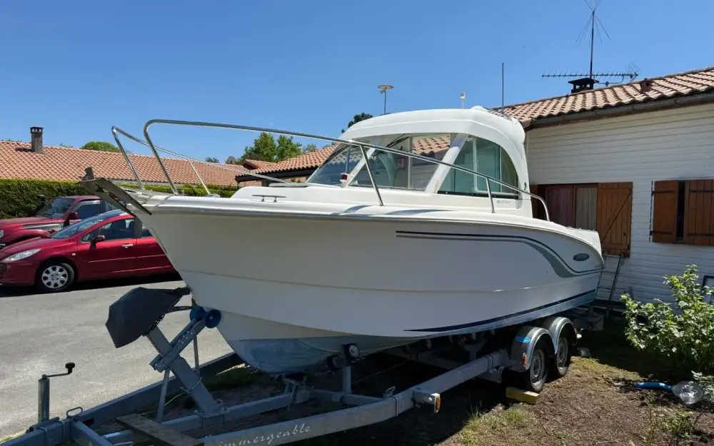 slider 1 Beneteau Antares 650