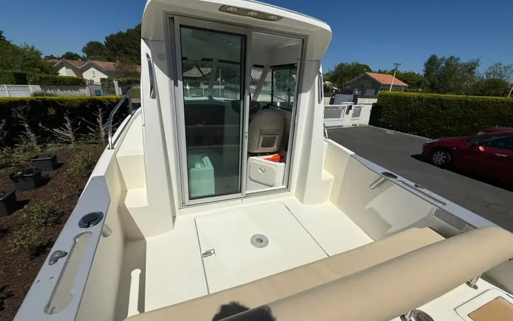 slider 15 Beneteau Antares 650