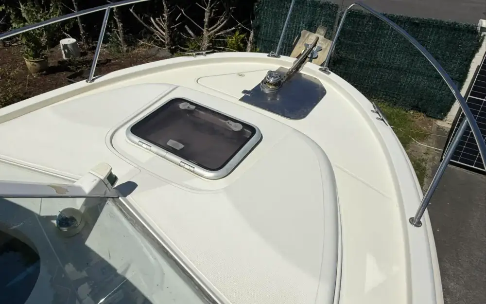 slider 18 Beneteau Antares 650