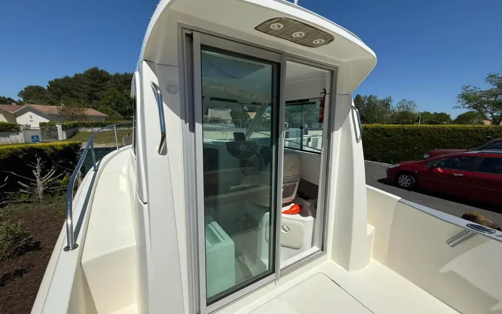 slider 19 Beneteau Antares 650