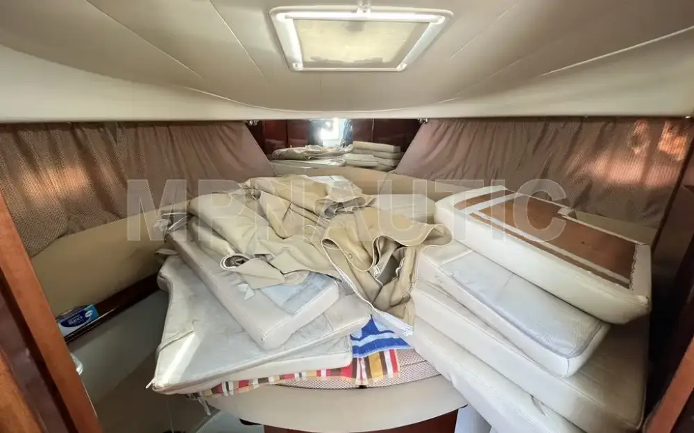 slider 6 Jeanneau Prestige 34