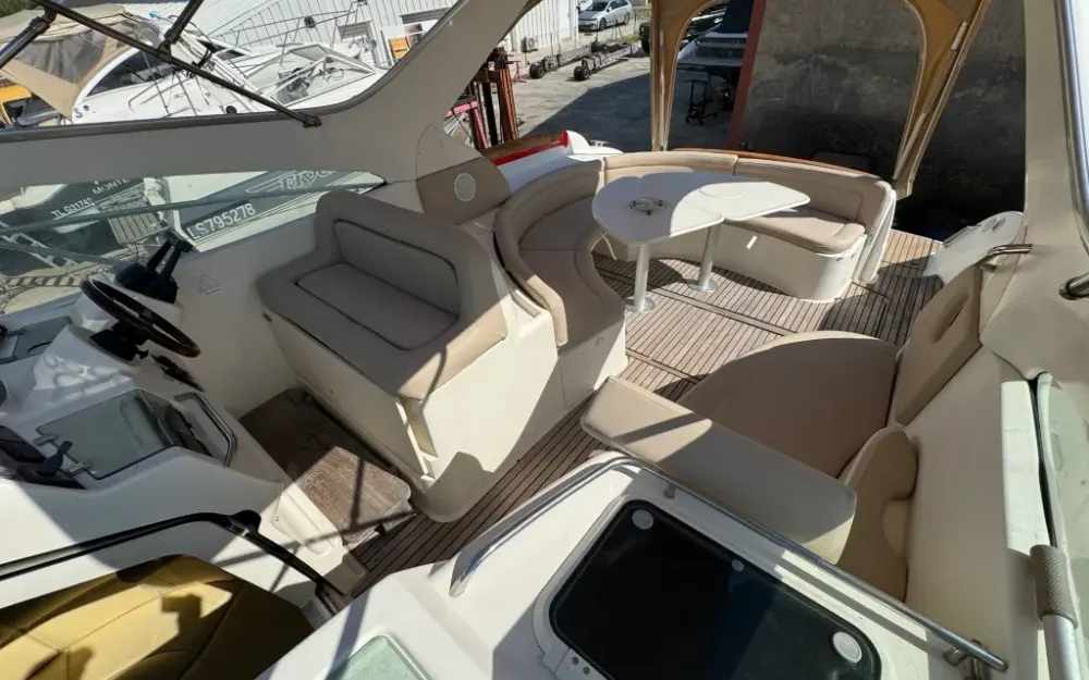 slider 5 Jeanneau Prestige 34