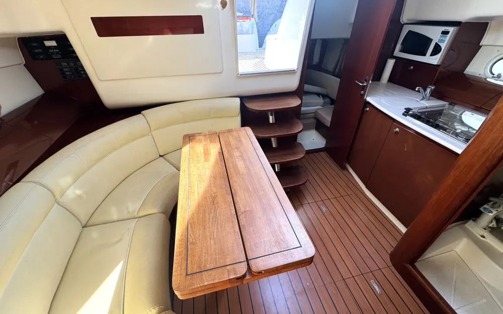 slider 6 Jeanneau Prestige 34