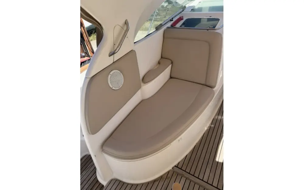slider 7 Jeanneau Prestige 34