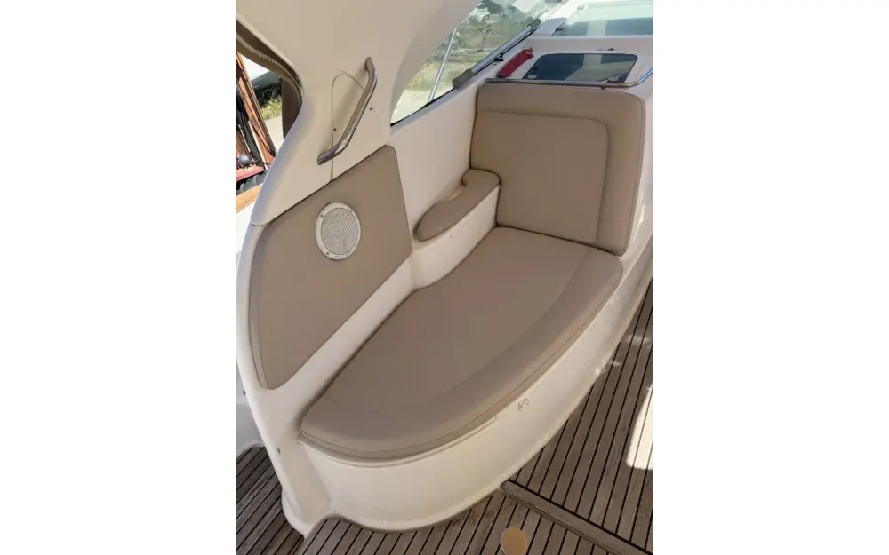 slider 8 Jeanneau Prestige 34