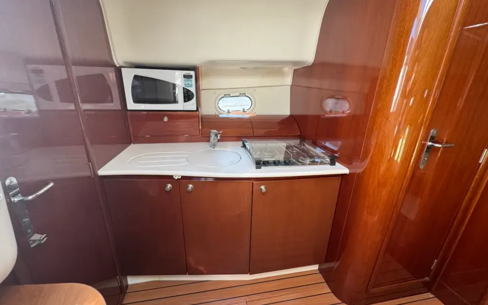 slider 10 Jeanneau Prestige 34