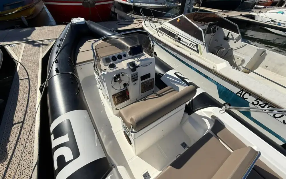 slider 15 Joker Boat Clubman 26